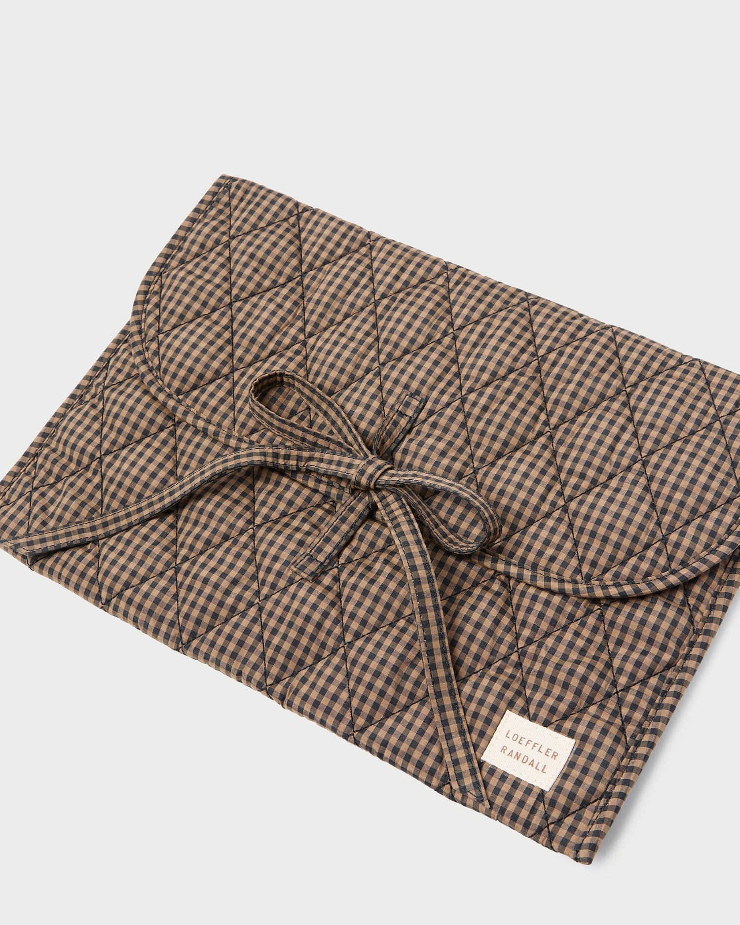 Color: Brown/Black Check