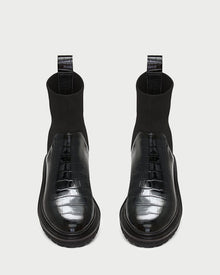 Color: Black