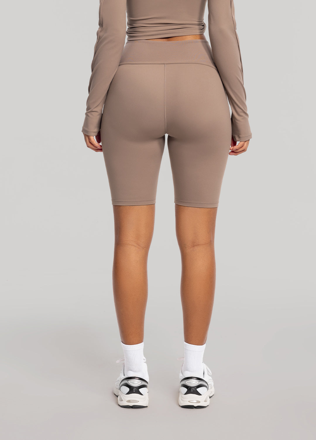 High-Waisted Performance Biker Shorts | Cocoa