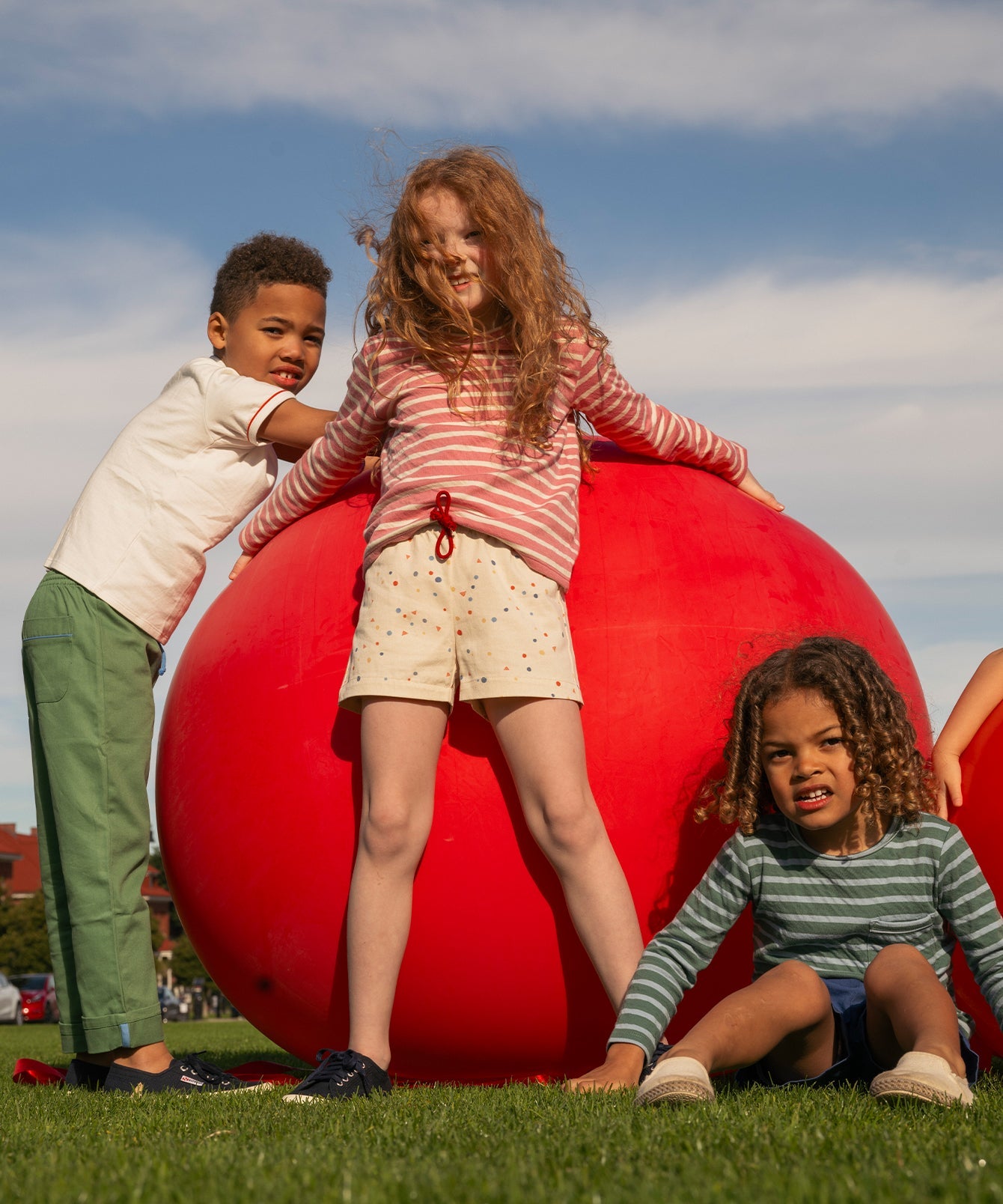 Kids Unisex | Bingo Short | Red/Neutral/Multi
