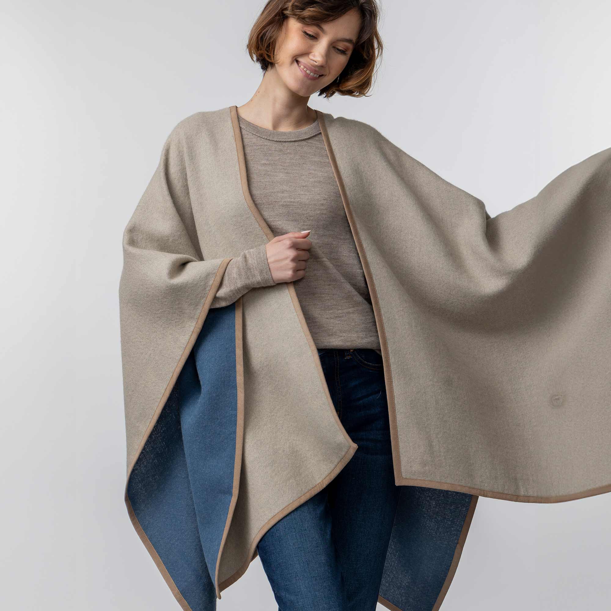 Unisex | Vienna Cape | English Manor / Light Taupe