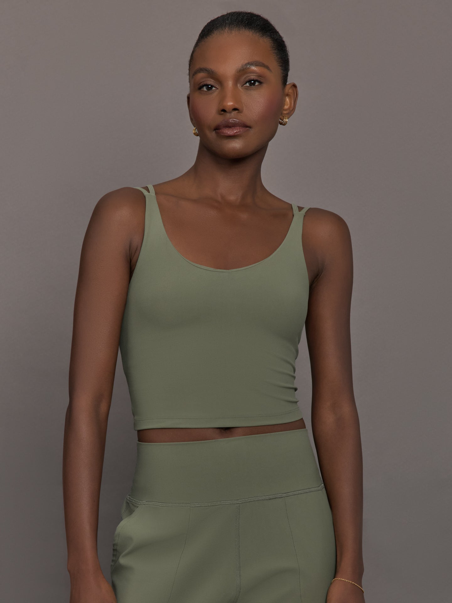 V-Neck Tank in Melt | Moss