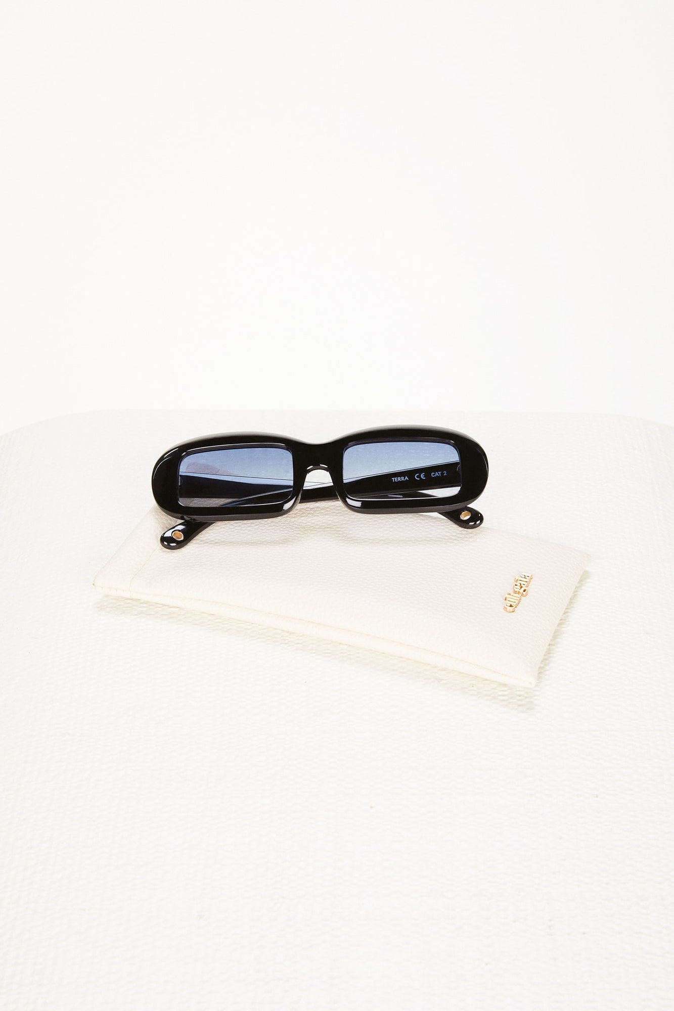 Terra Sunglasses | Black