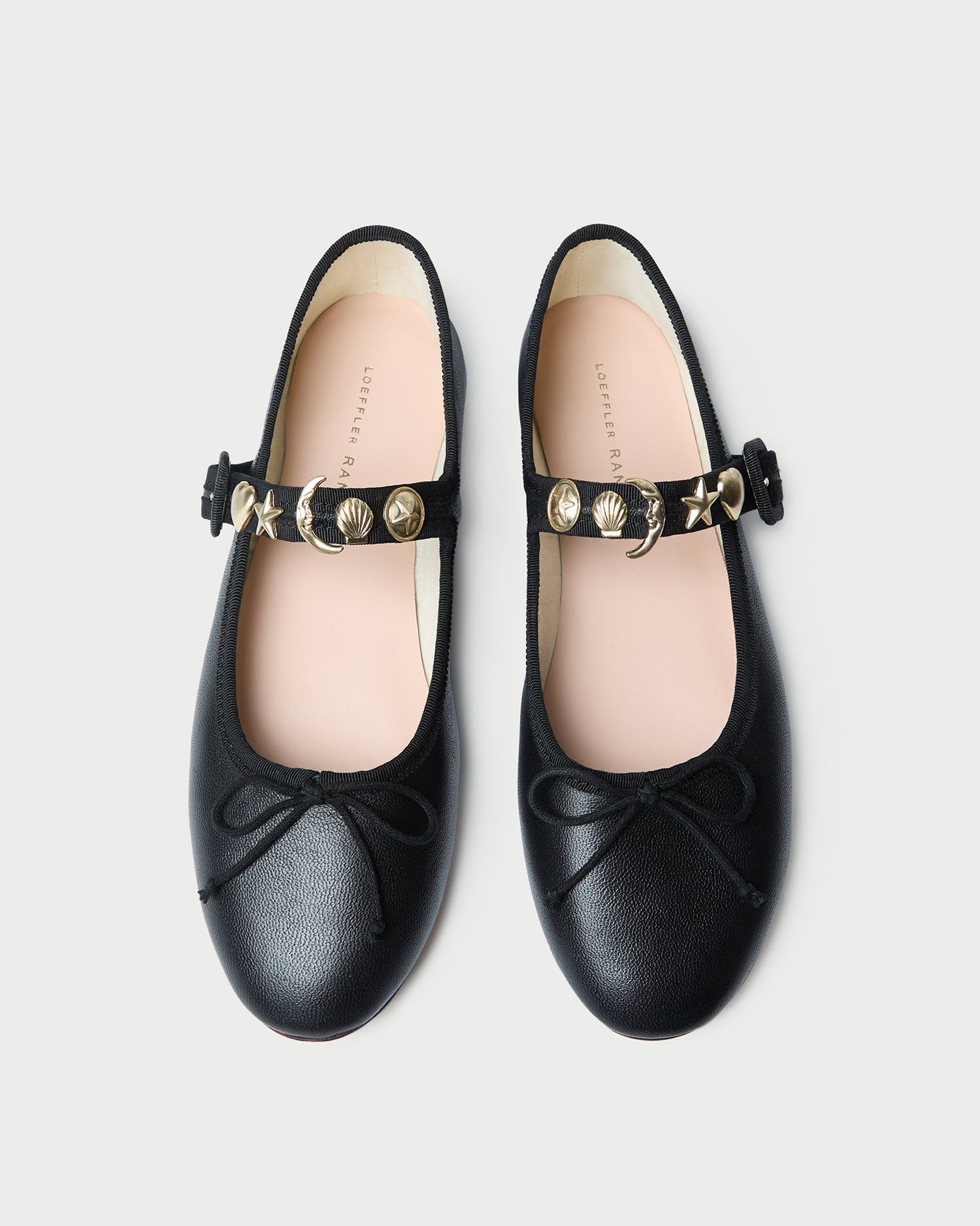 Color: Black/Gold
