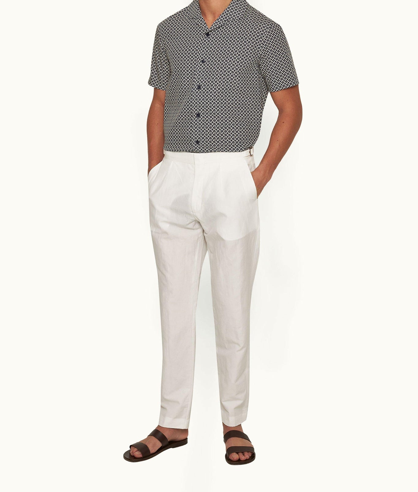 Carsyn Slim Fit Tapered Trousers | Thasos Beach