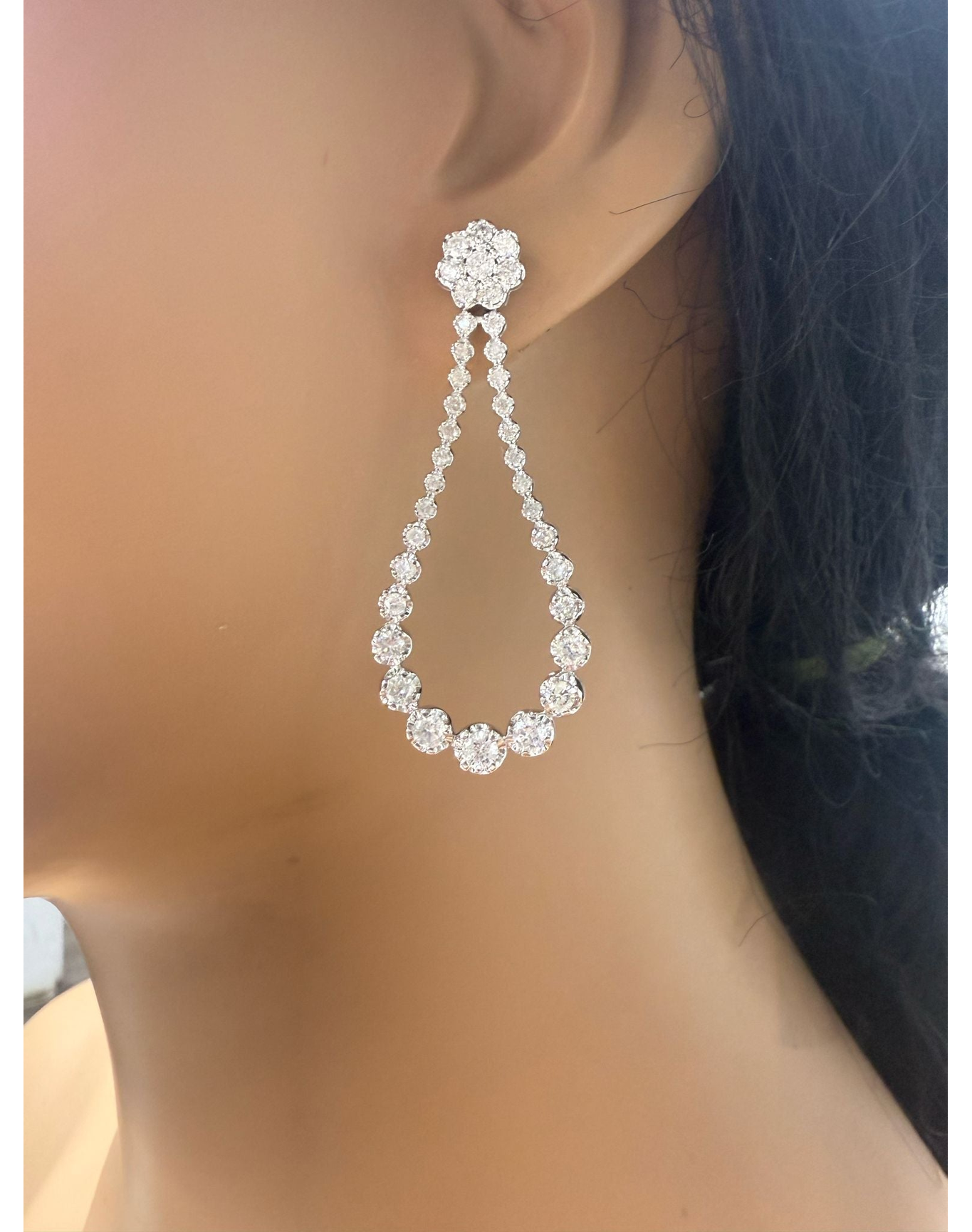 Chandelier Earring | White Gold