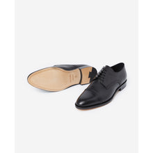 Classic Brogues In Mat Leather | Women | Black