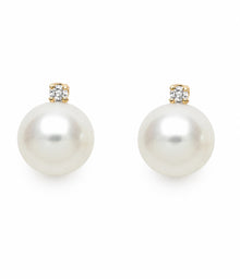 Round Stud Earrings | 14K Yellow Gold | 0.066 Carat Lab Grown Diamond/White Freshwater Pearl | 9mm - 10mm | G-SI