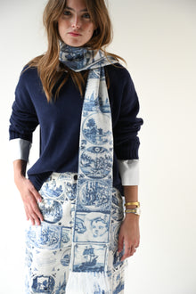 Delft Knit Scarf | White & Blue