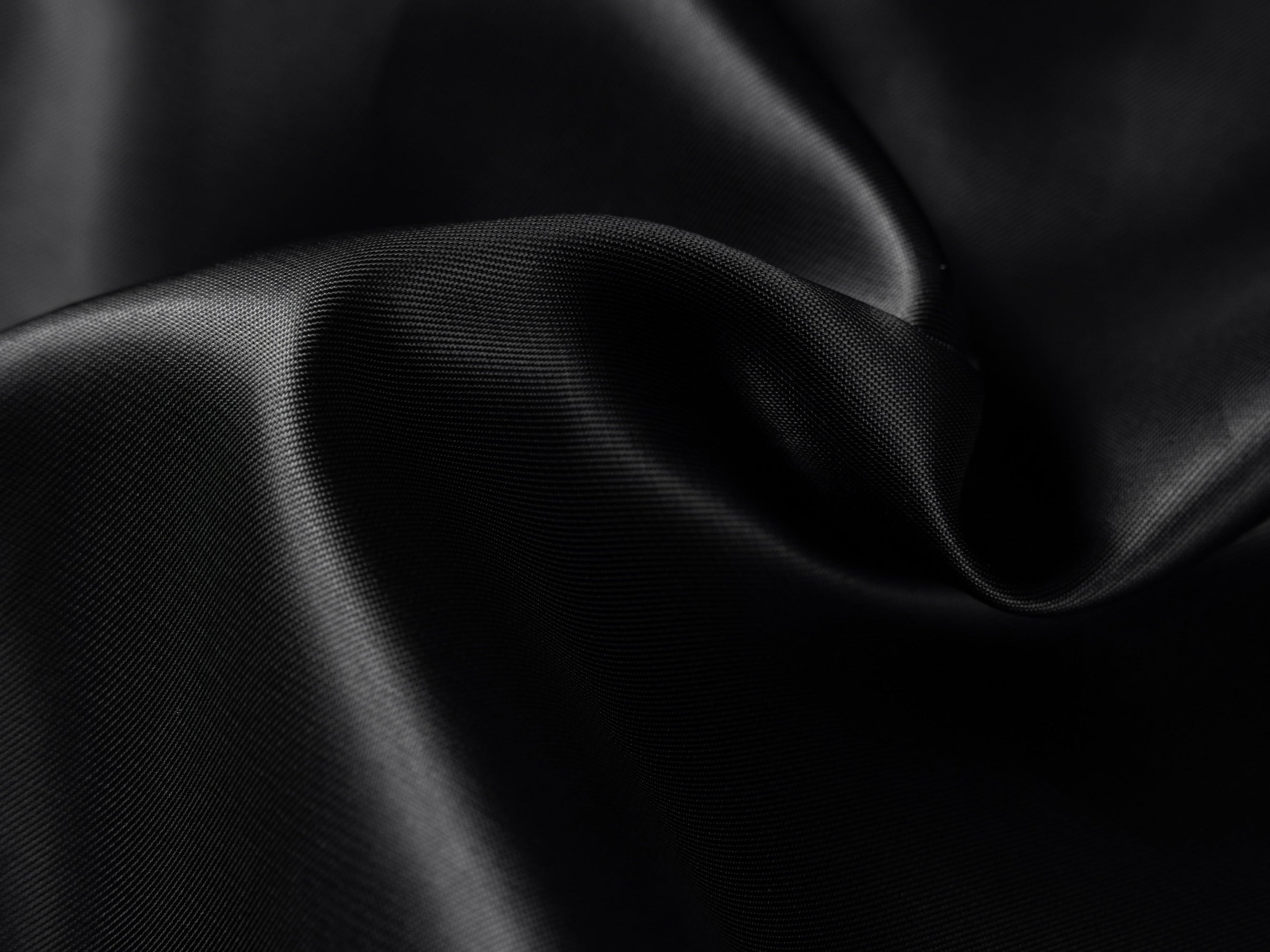 High-Waisted Lambskin Skirt | Black