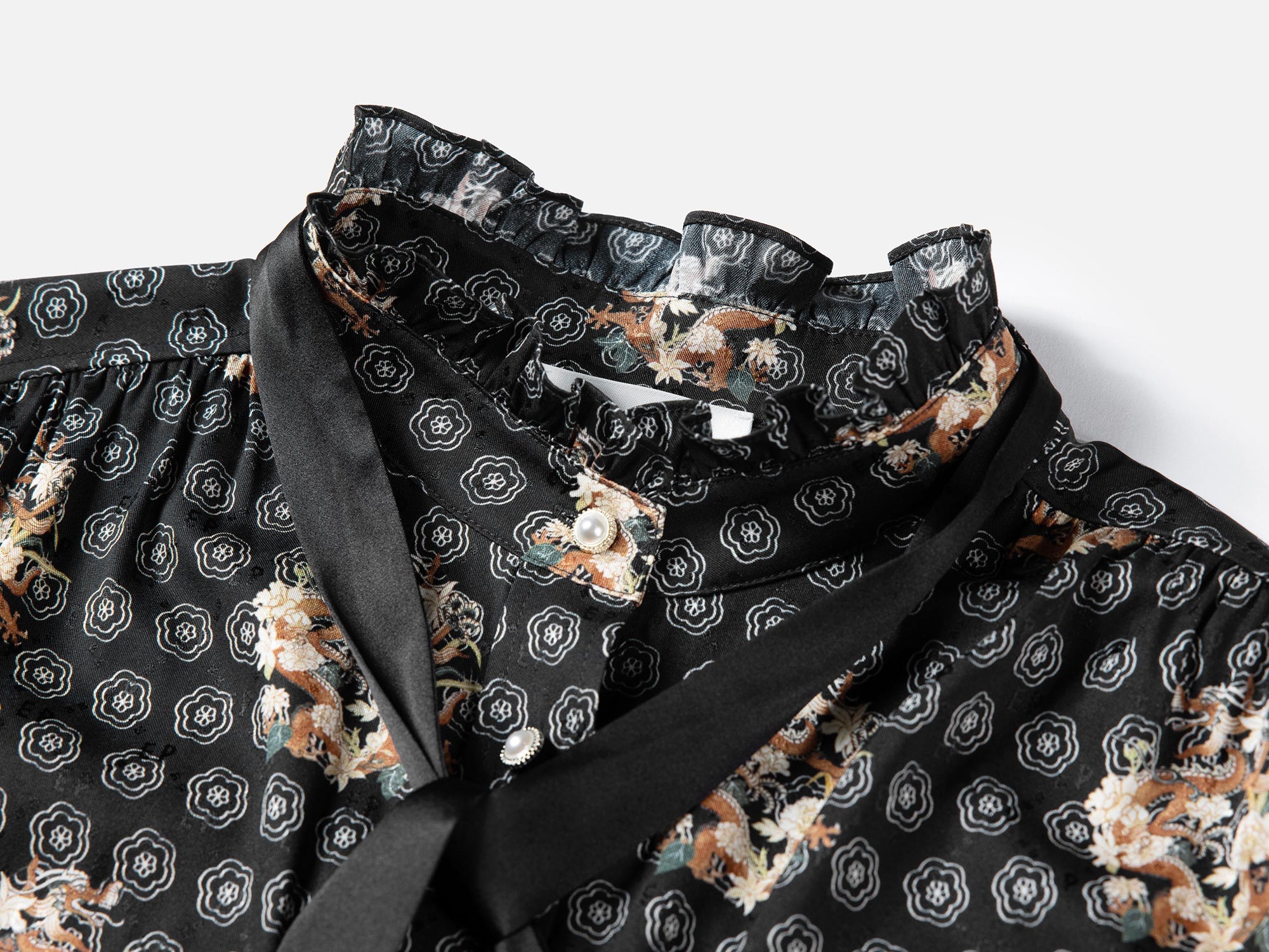 Bow High-Neck Printed Shirt | Black