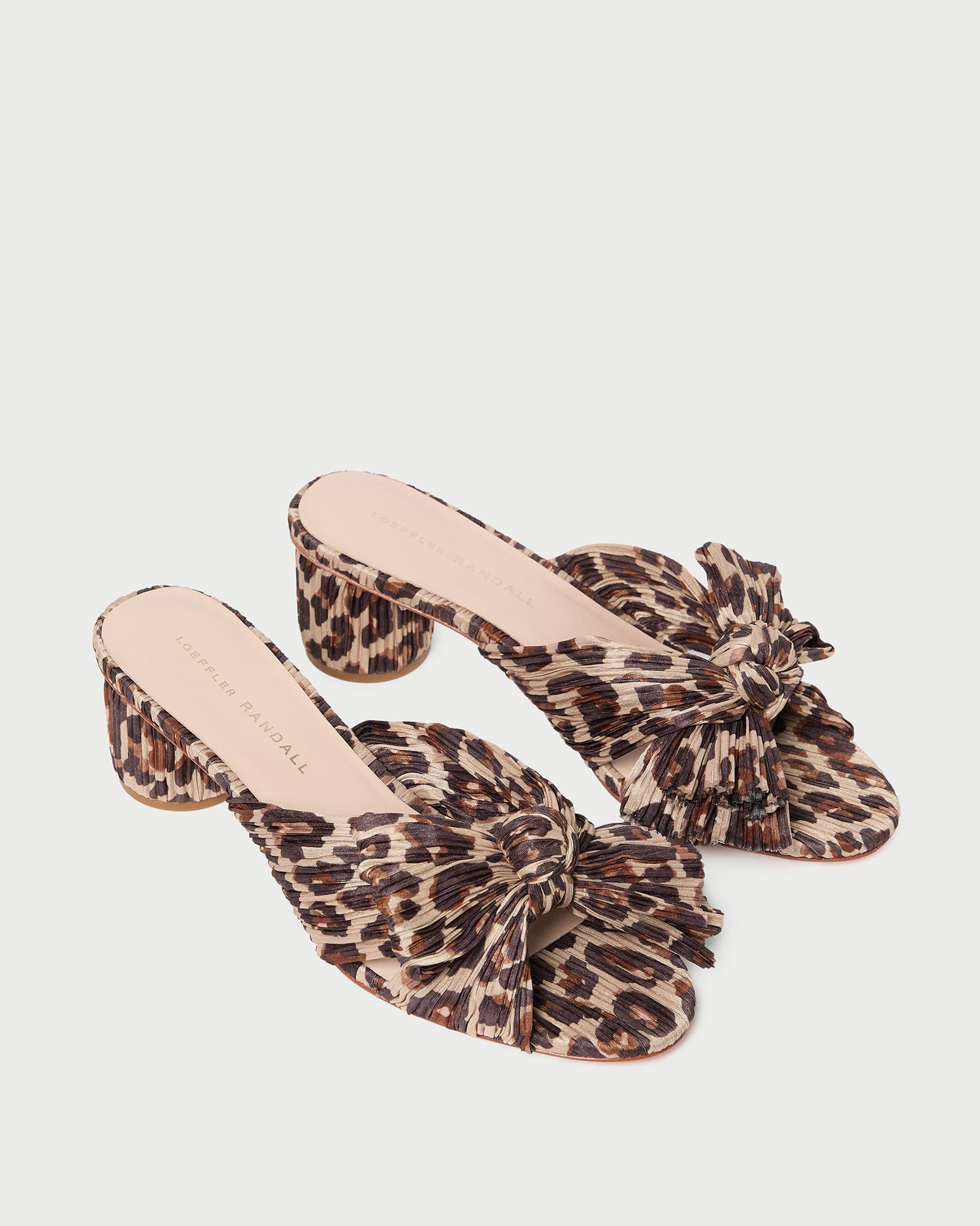 Color: Leopard