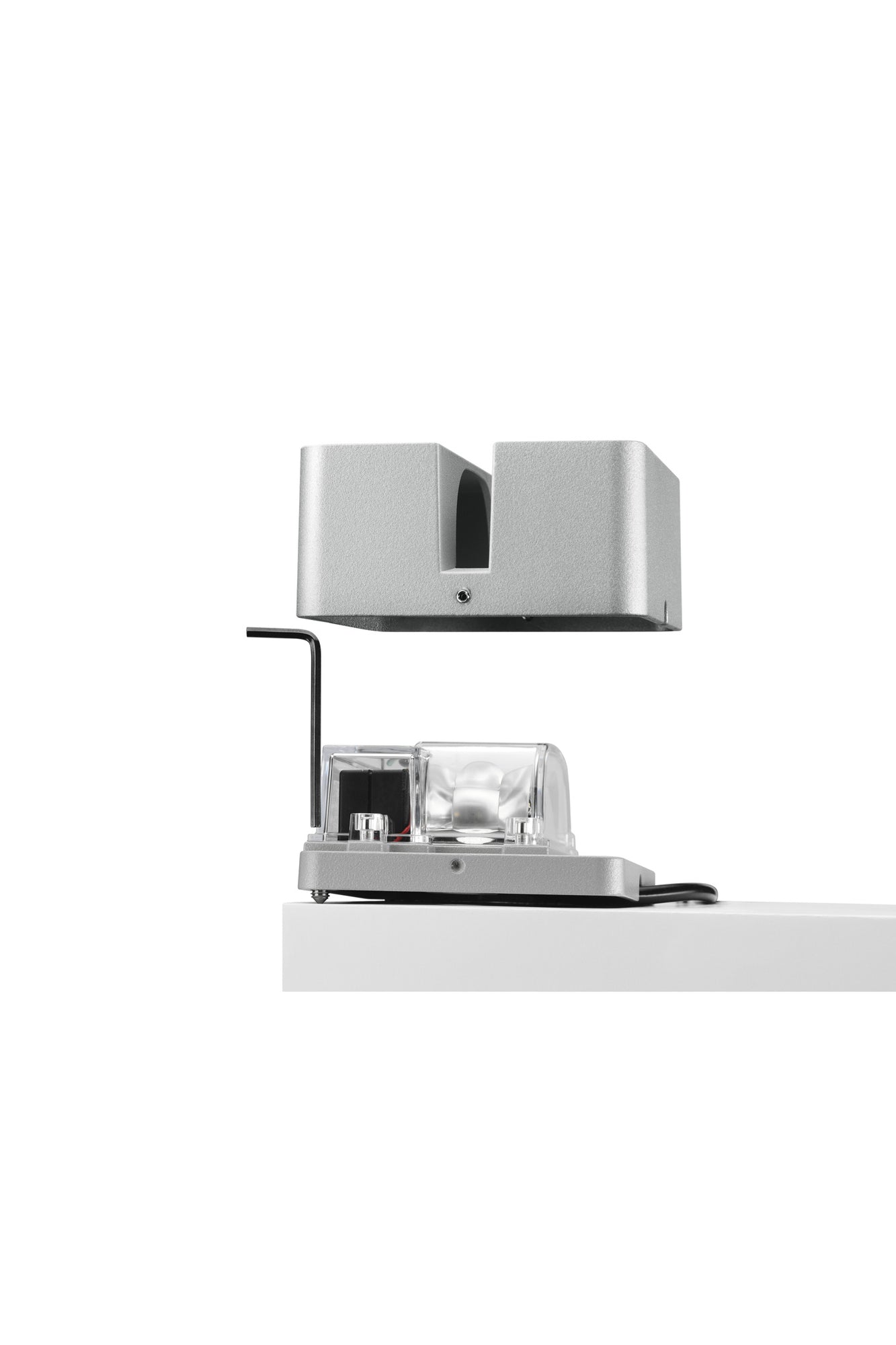 Fenestra Outdoor Wall 2700K | White