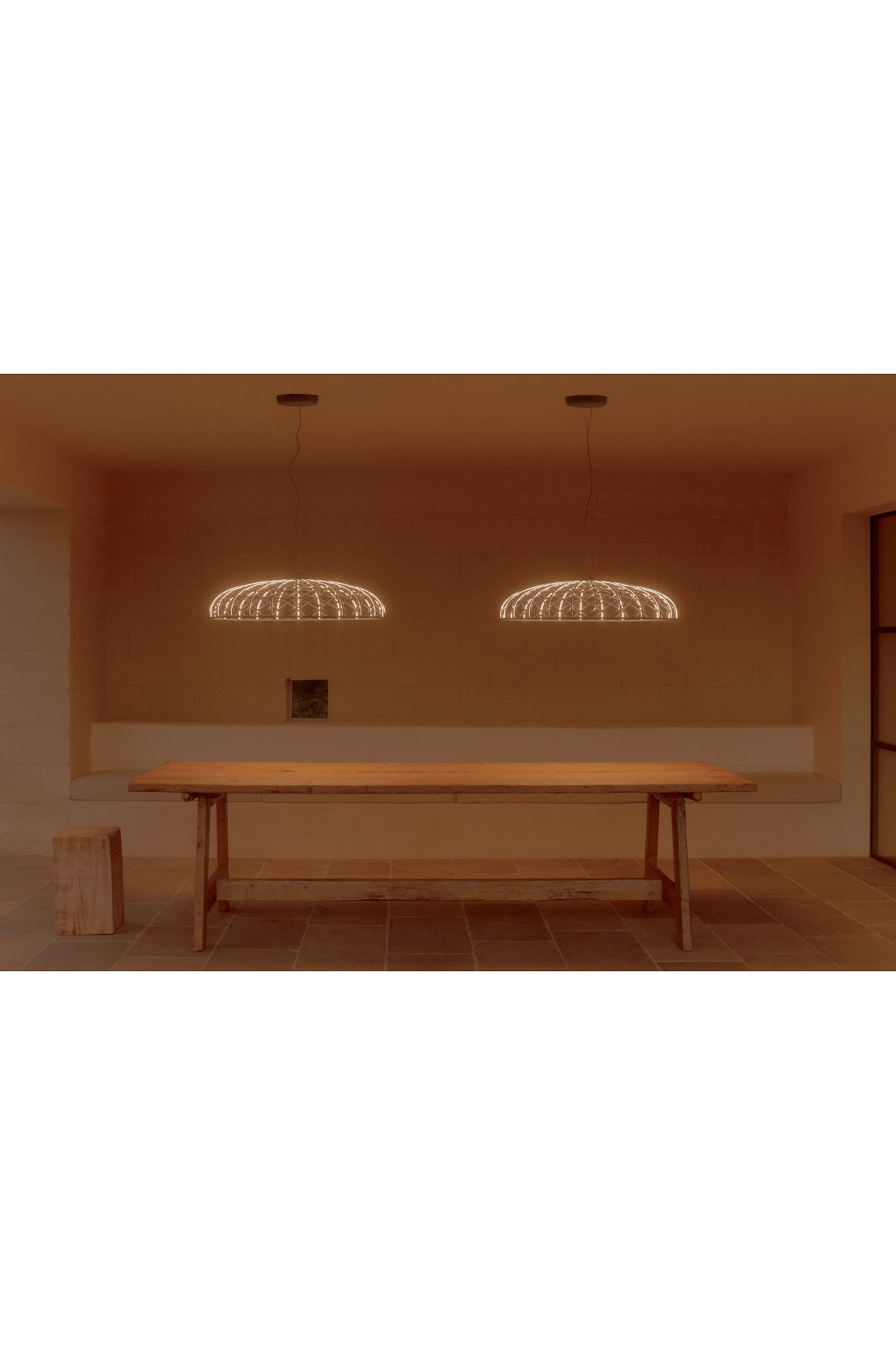 Skynest Suspension | Almond