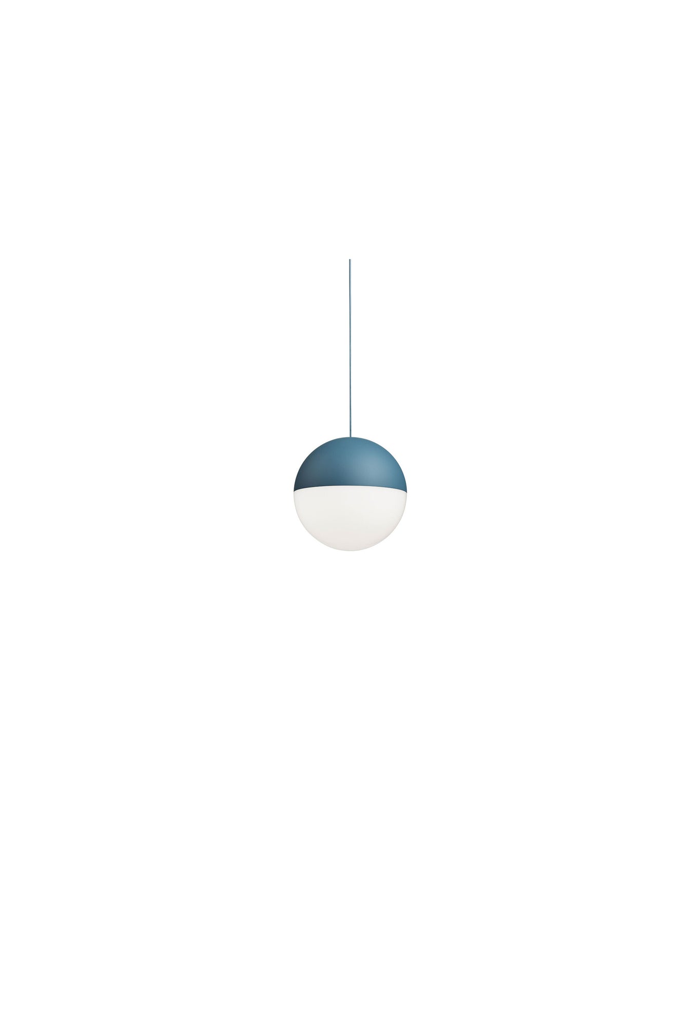 String Light Sphere Suspension 22m | Blue