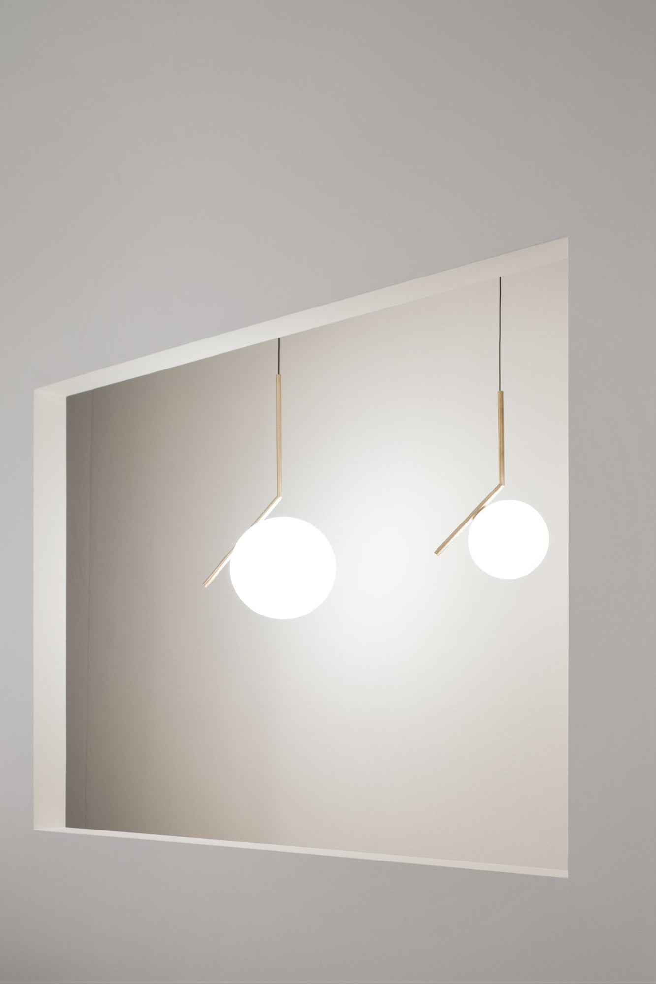 IC Suspension 3 | Shiny Gold
