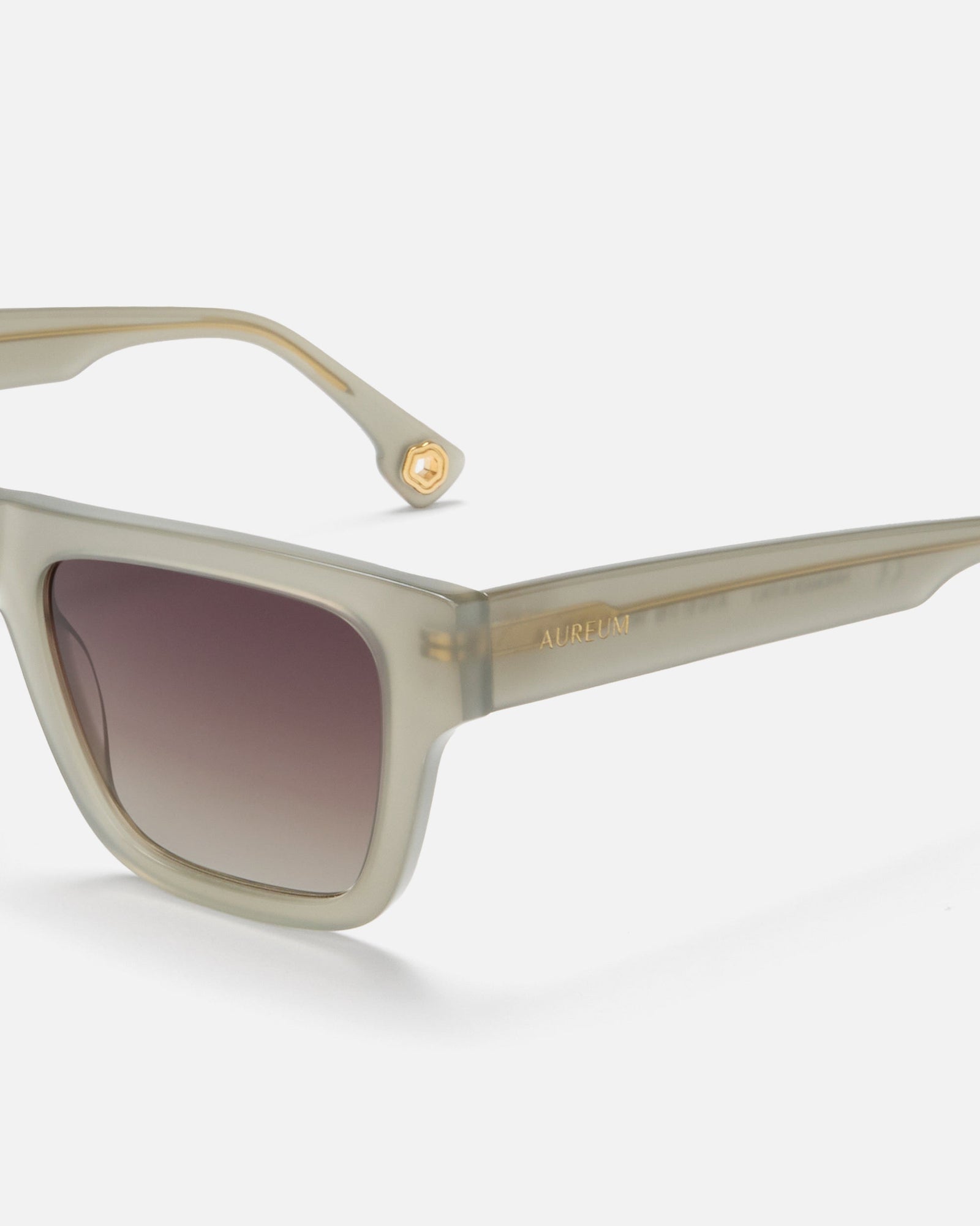 Antibes Sunglasses | Etoupe