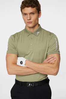 Men | Tour Tech Polo | Oil Green
