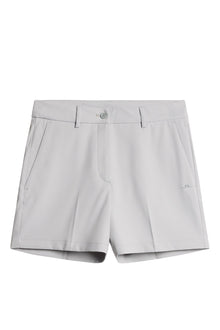 Gwen Shorts in High Rise by J.Lindeberg