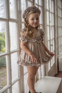 Girl | Ashlyn Vintage Ruffle Headband | Beige