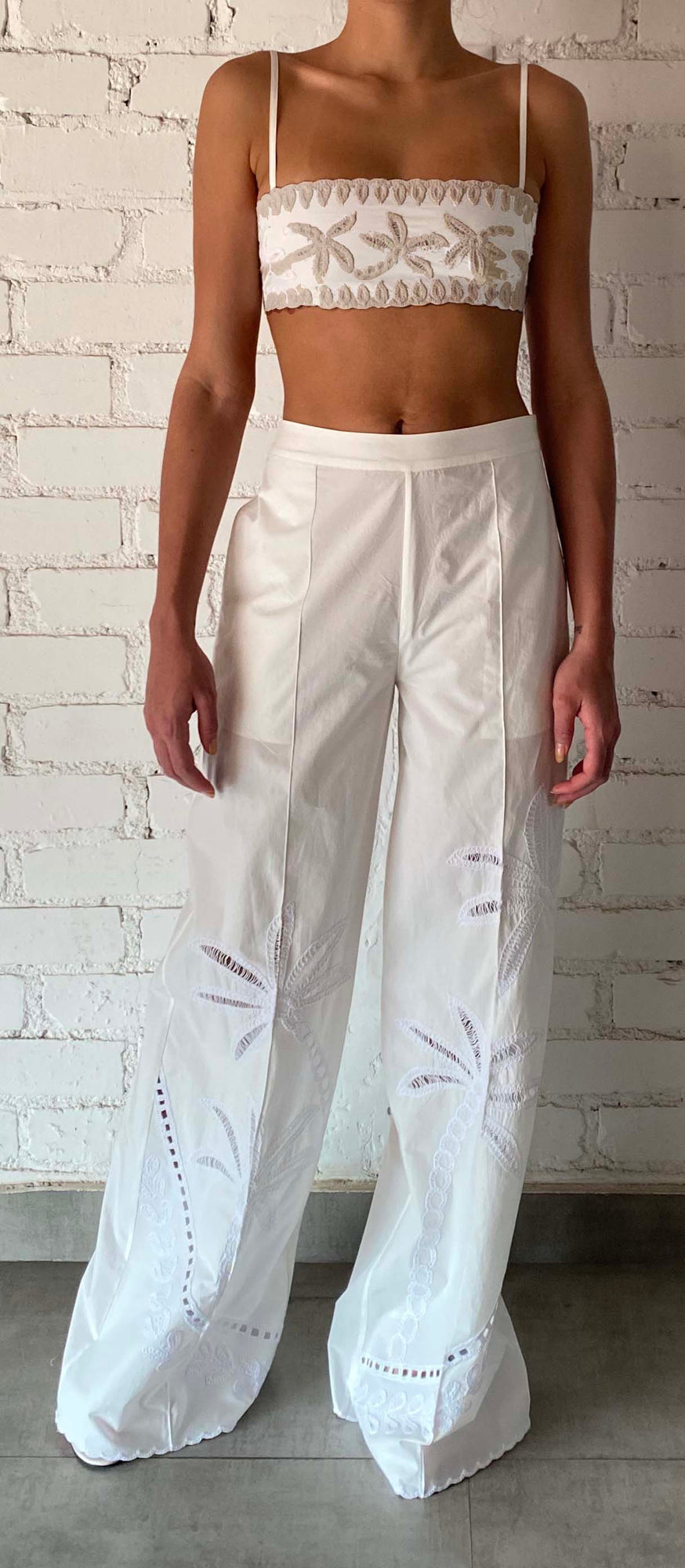 Hemant & Nandita | Ari Bandeau | White