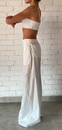 Hemant & Nandita | Ari Bandeau | White