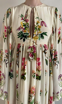 Hemant And Nandita | Dina Viscose Crepe Maxi Kaftan | Off White Multi