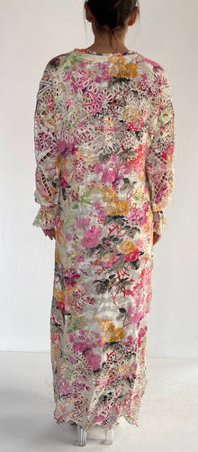 Hemant & Nandita | Charu Deep V-Neck Embroidery Kaftan | Multicolor