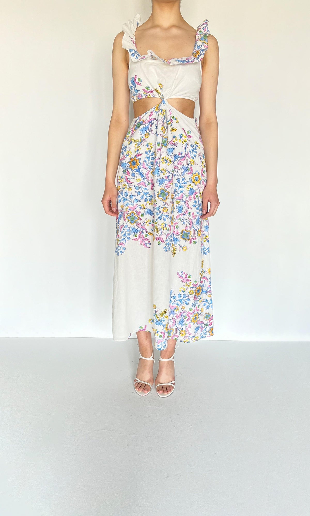 Hemant And Nandita | Inv Viscose Crinkle Chiffon Vana Long Dress | White