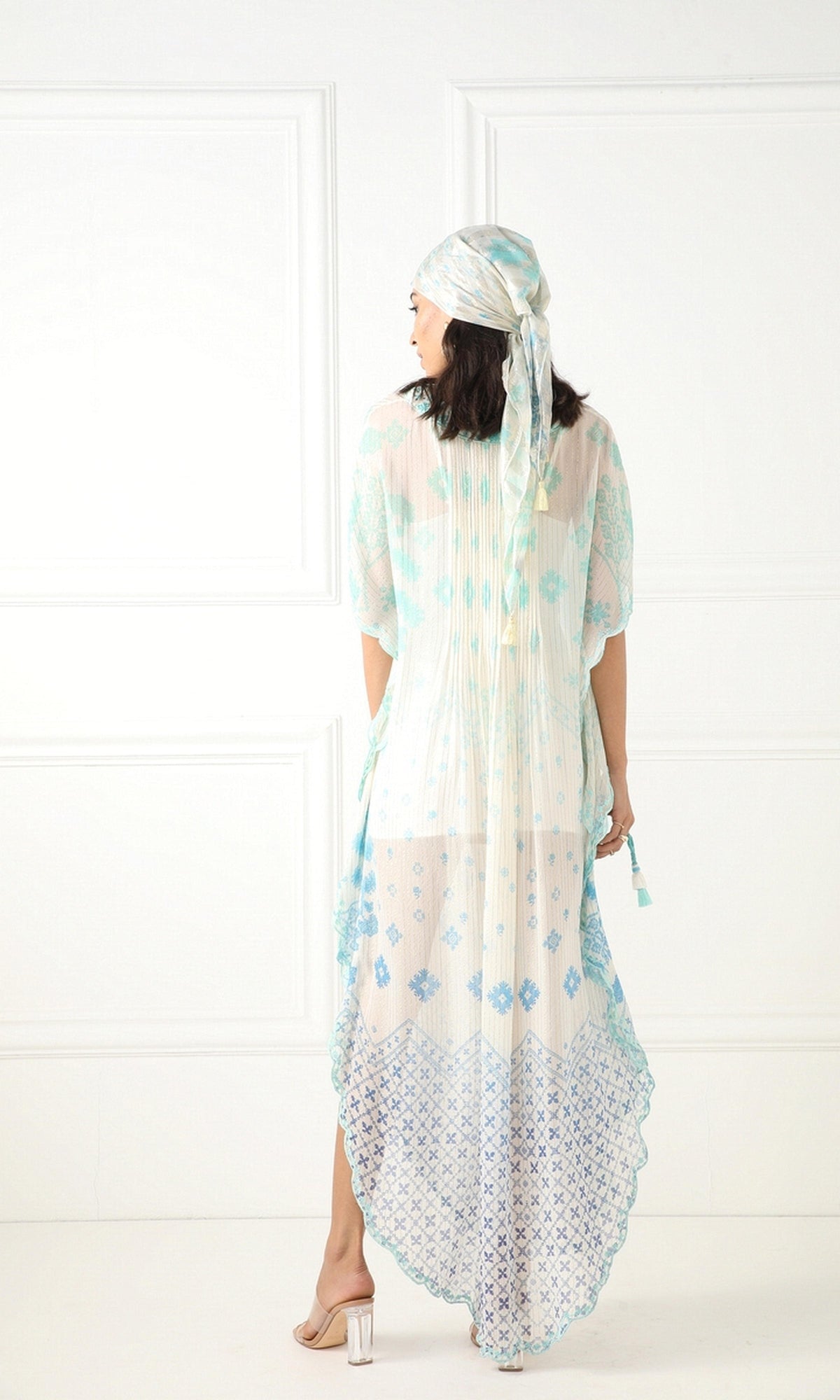 Womens | Jarun Viscose Gold Thin Stripe Lurex Georgette Kaftan | White Blue