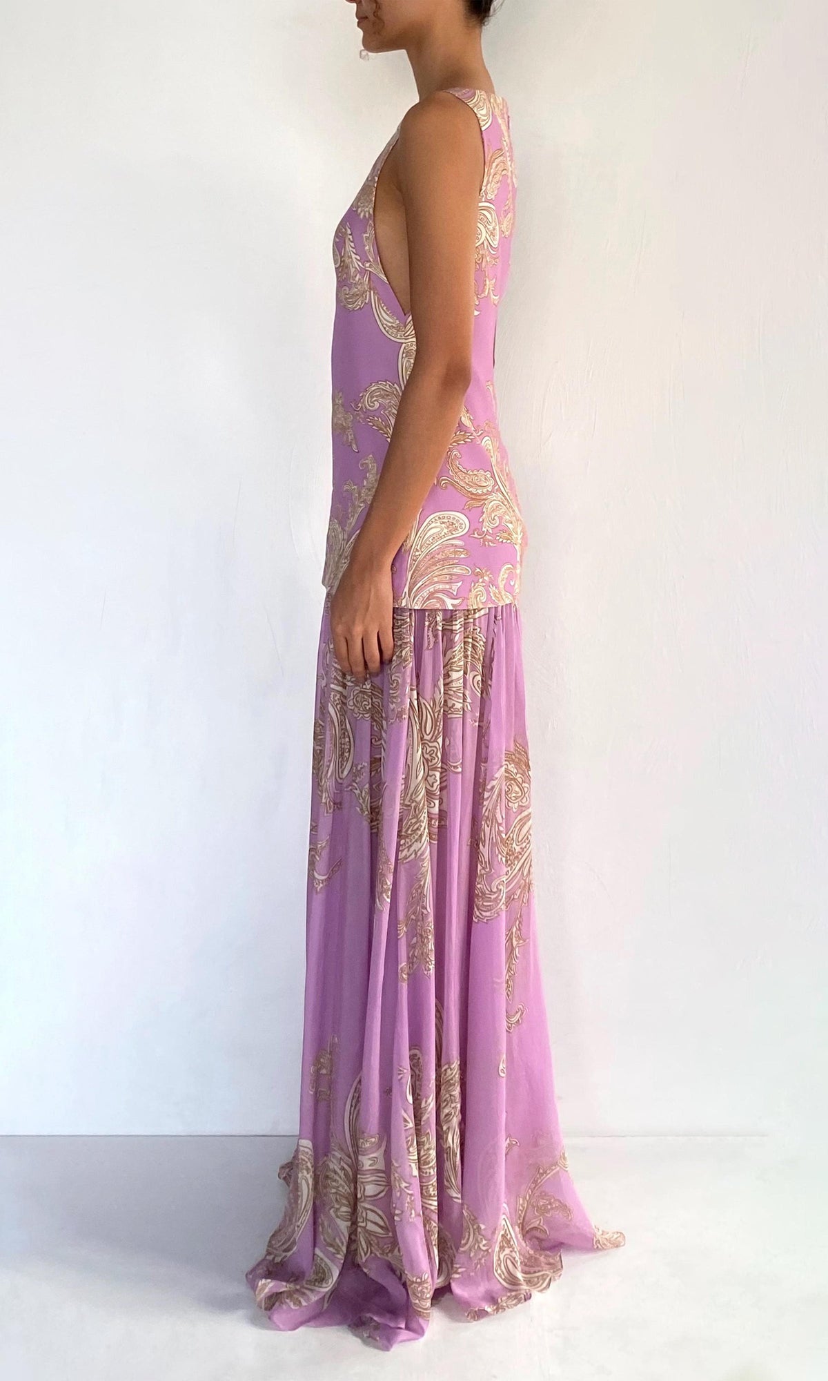 Hemant And Nandita | Jiah Flat Chiffon / Heavy Crepe Low Armhole Maxi Dress | Lilac