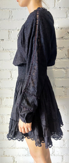 Hemant & Nandita | Mavi Short Dress | Black