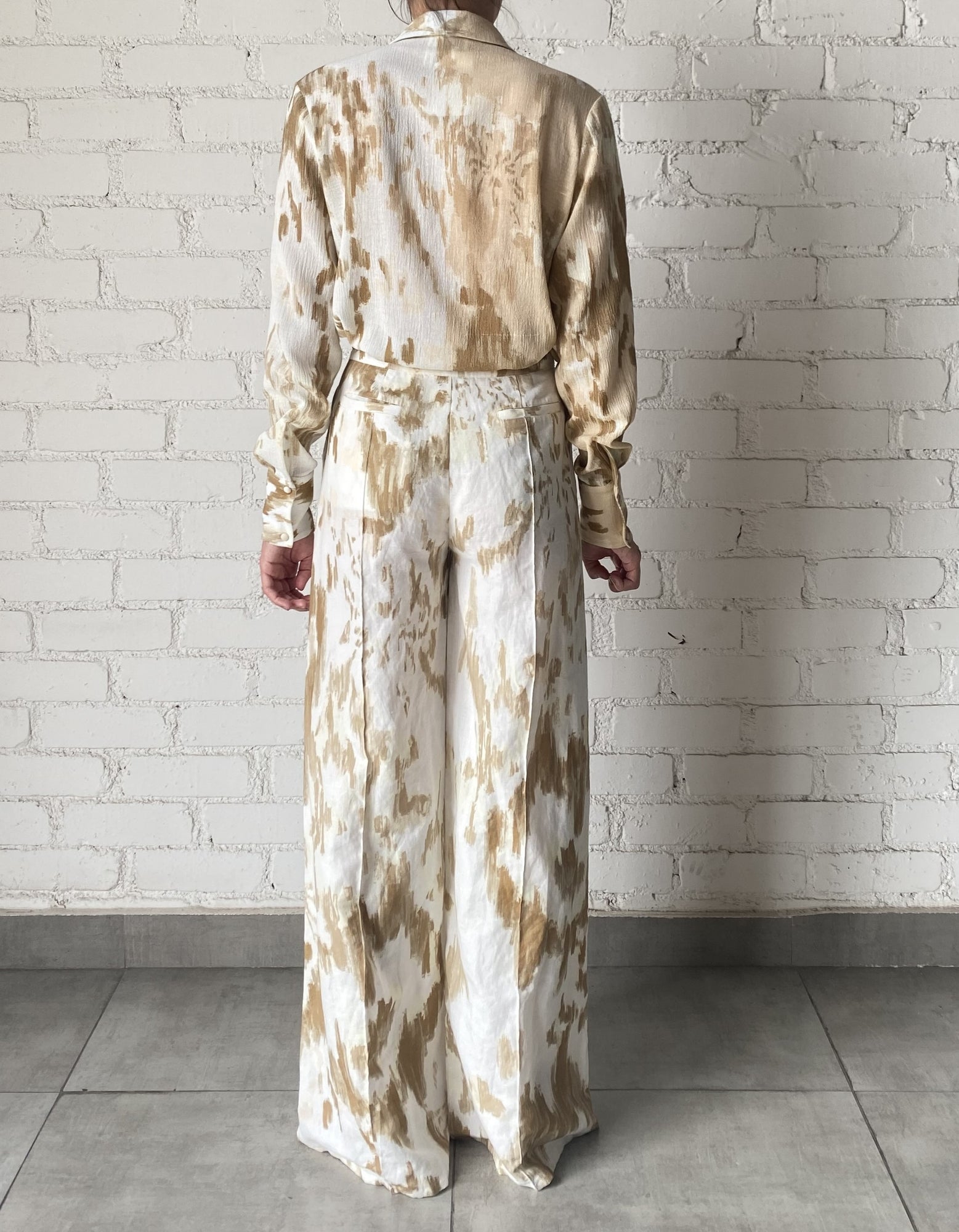 Hemant & Nandita | Nima Flared Pants | White/Rosewood