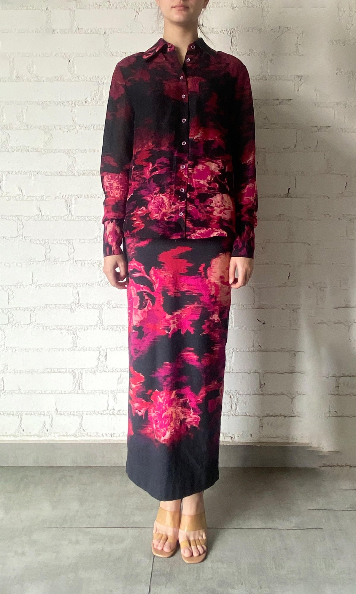 Hemant And Nandita | Zina Viscose Georgette Jacquard Shirt | Black Magenta