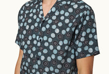 Hibbert Daisy Print Classic Fit Capri Collar Shirt | Springfield Blue