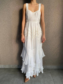 Rococo Sand | Tyra Sweetheart-Neck Long Dress | White