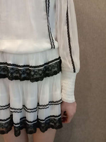 Rococo Sand | Ciara Top | White/Black