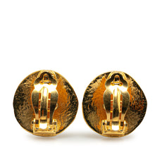 Chanel Pre-Owned Gold Plated CC Clip on Earrings | Women | Gold (V2)