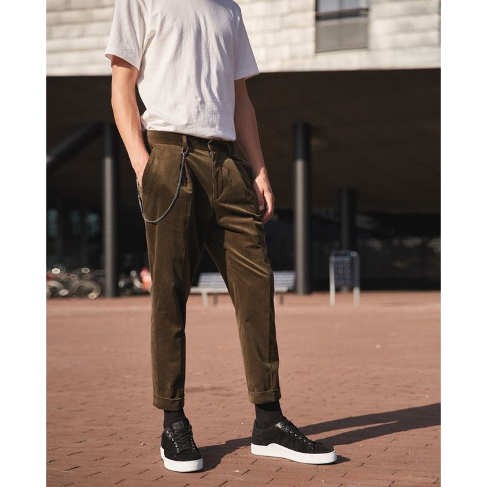 Corduroy Trousers | Men | Khaki