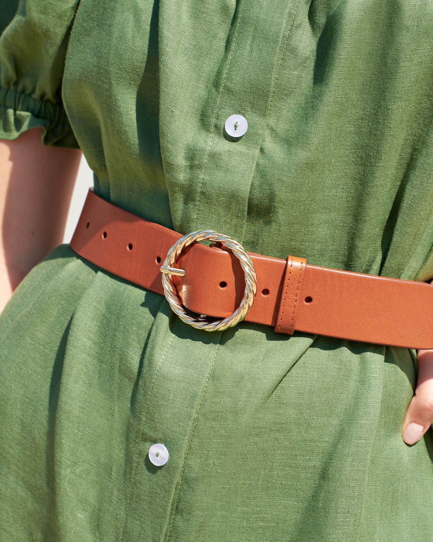 Color:Cognac