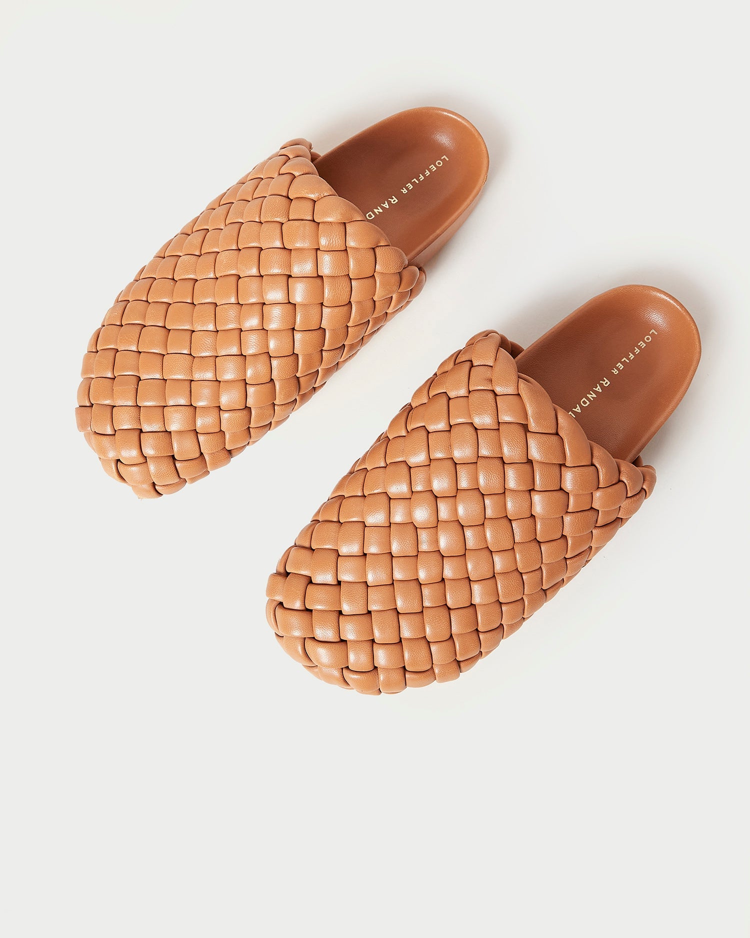 Color: Dark Sand