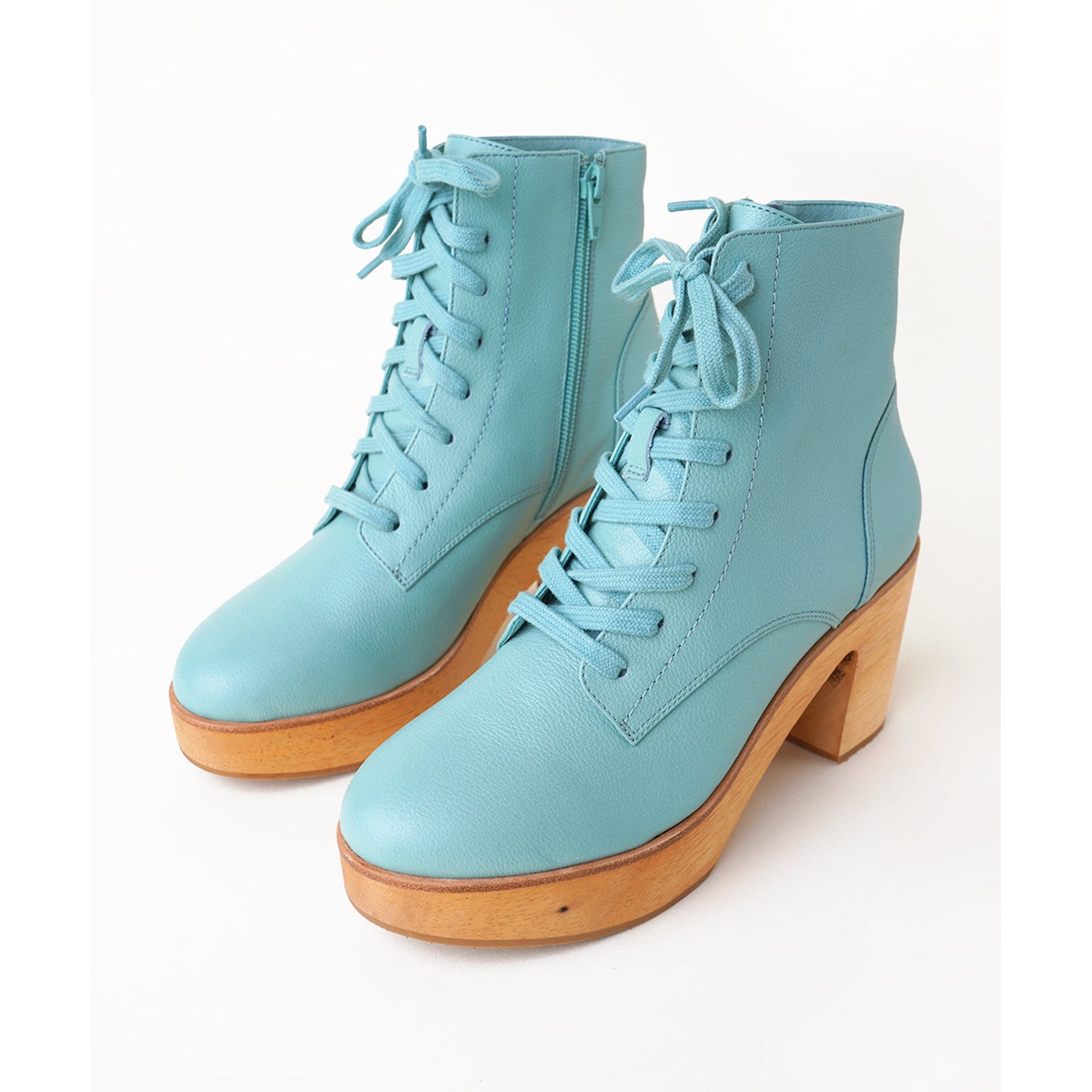 Lindy Clog Boot | Comet