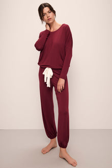 Model wears Gisele TENCEL Modal Slouchy PJ Set in Cabernet/Ivory.