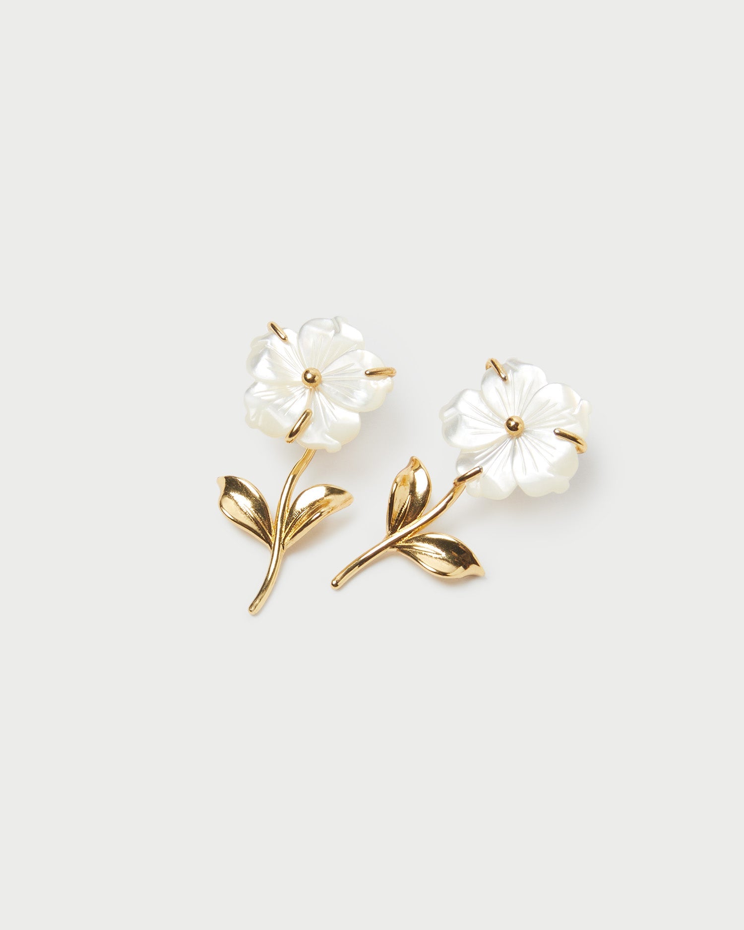 Color: Gold/Pearl