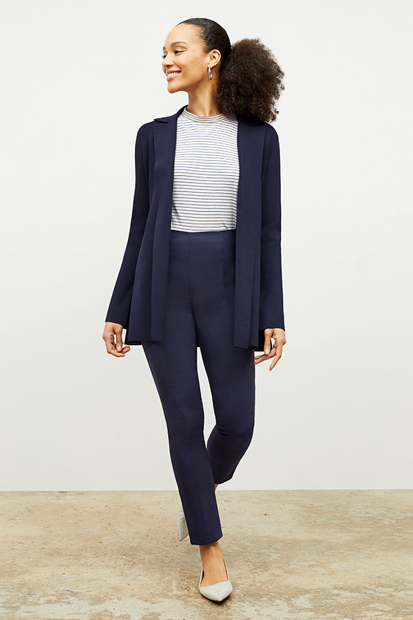 Front image of a woman wearing the Merritt Jardigan in Navy | Exclude