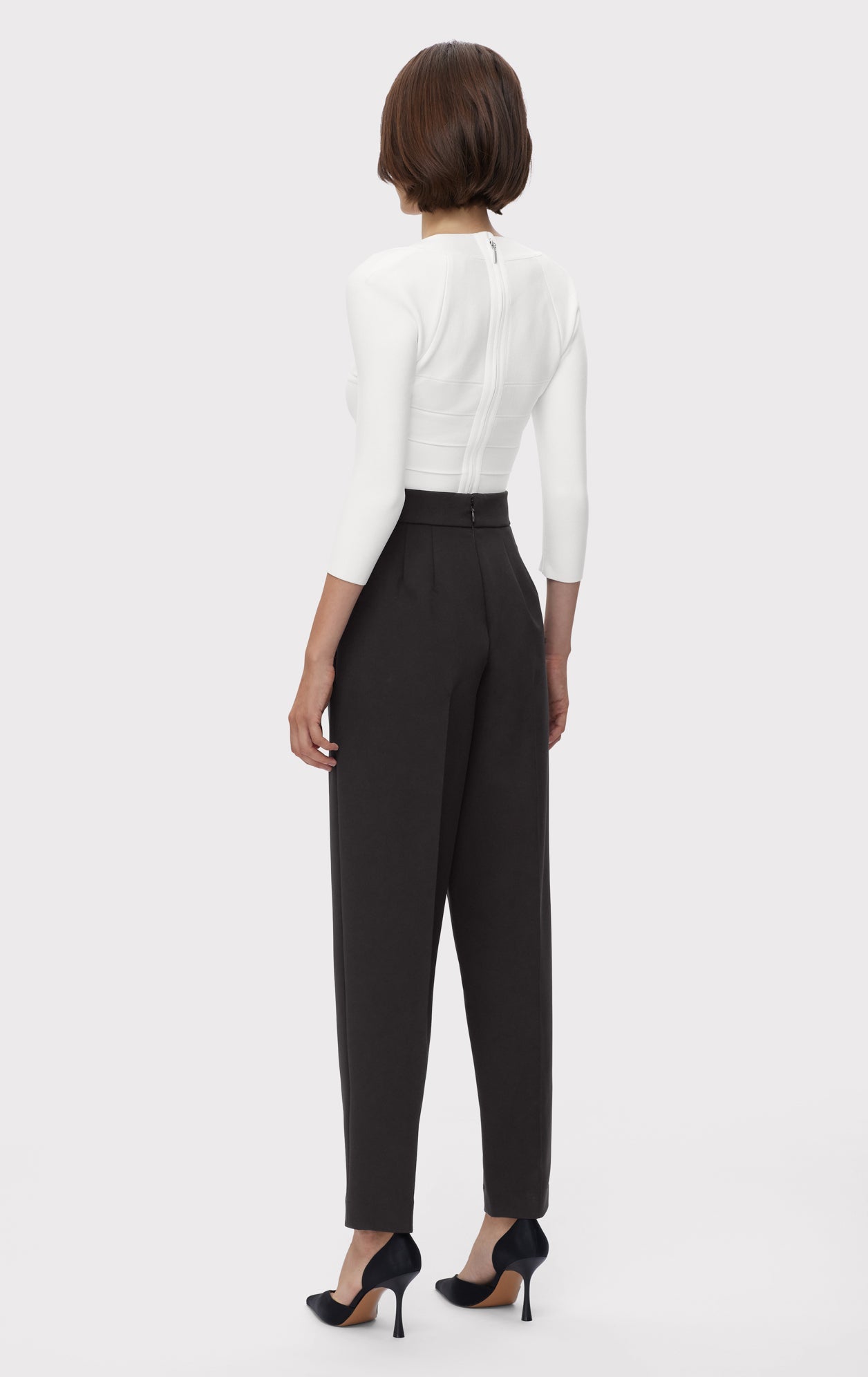 High Waist Pleated Tapered Pants | Black