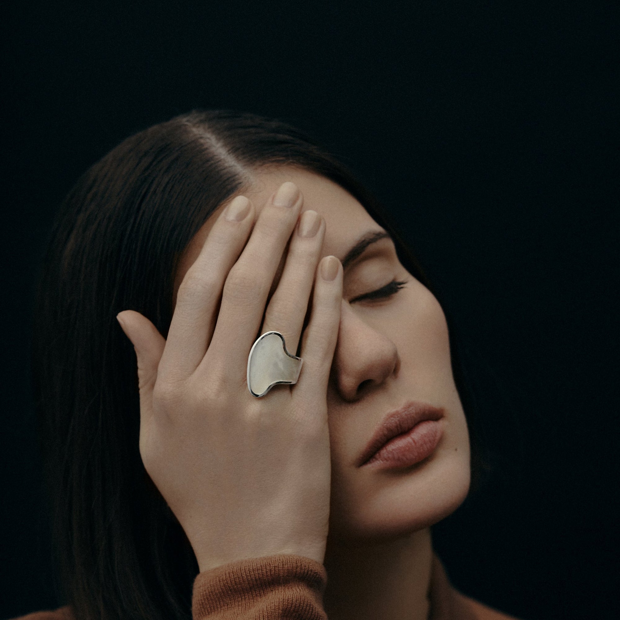 Cure Ring | Silver | Mother of Pearl