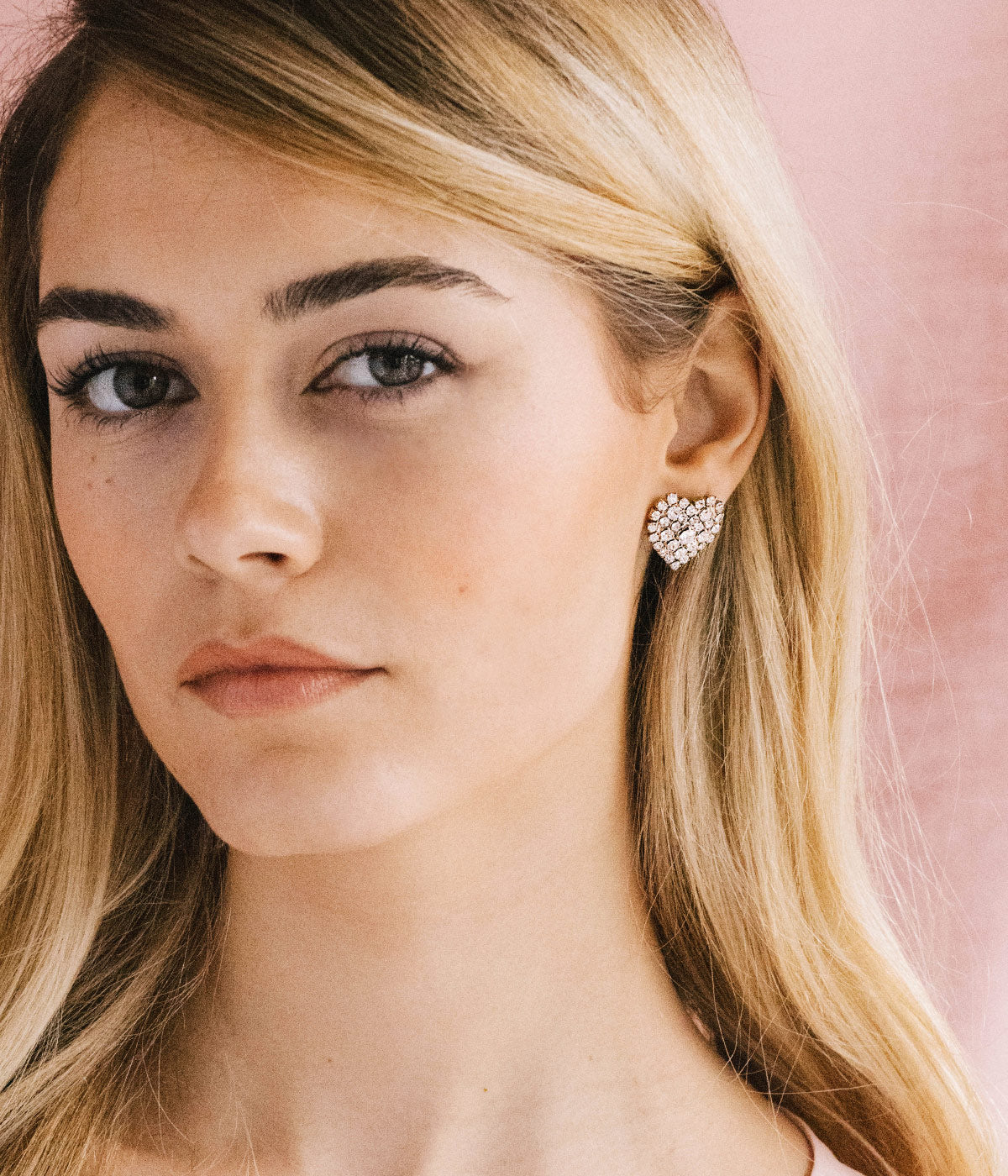 Maci Heart Studs - Loren Hope