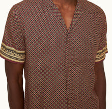 Maitan Solmio Print Relaxed Fit Capri Collar Shirt | Copper Red