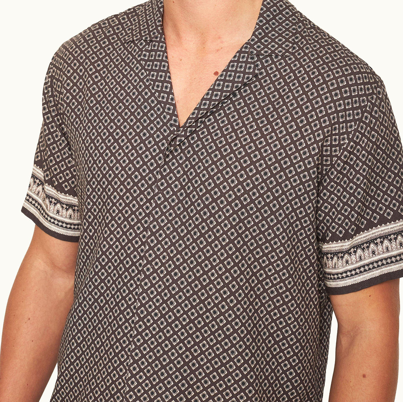 Maitan Solmio Print Relaxed Fit Capri Collar Shirt | Truffle